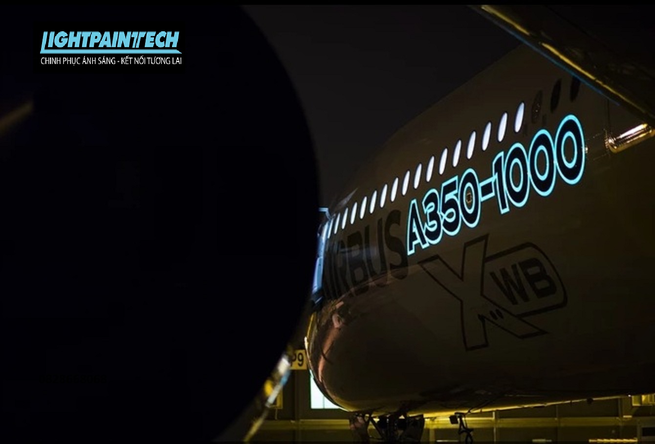 ứng dụng sơn phát sáng ngành hàng không, vũ trụ, máy bay...